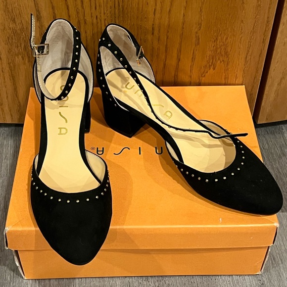 UNISA Claudi Block Heel Black faux suede studded Pumps ankle buckle like new - Picture 3 of 6